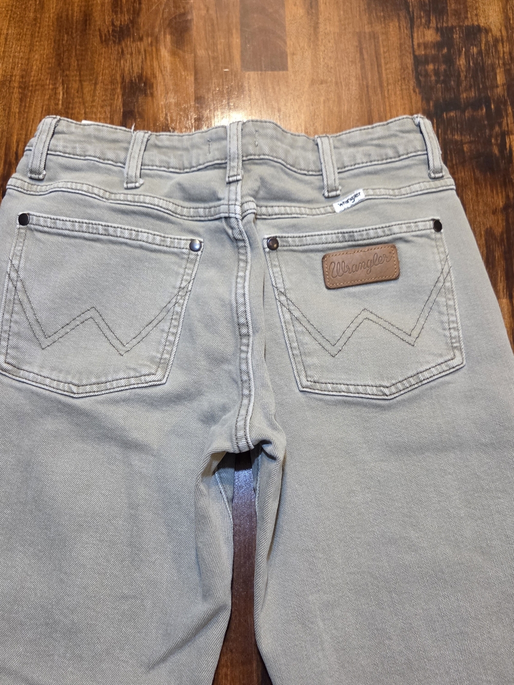 Wrangler Wanderer Flare Distressed Mid Rise Grey Jeans 26x30 Western CowGirl - Picture 2 of 6